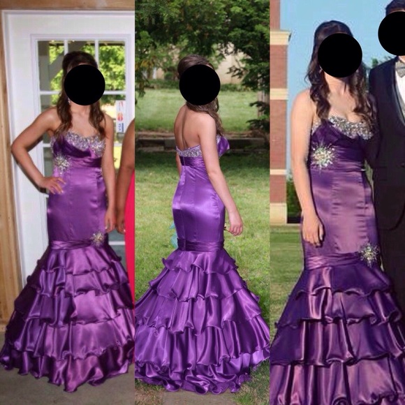 Tony Bowls prom dress! ✨ - Picture 2 of 4