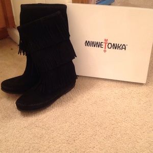 Black Minnetonka Boots