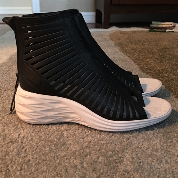 Nike wedge sneaker/sandal Lunarsandiators