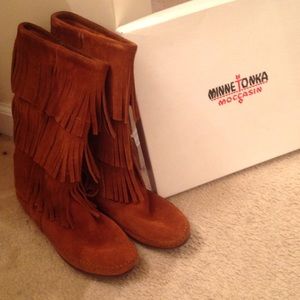 Minnetonka boots