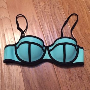 TRIANGL bikini top.