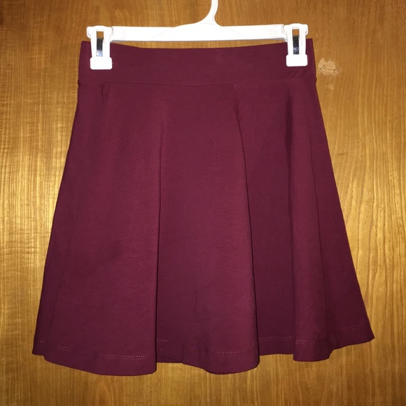 High waisted burgundy skirt