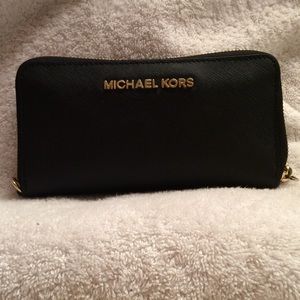 Black Michael Kors wallet