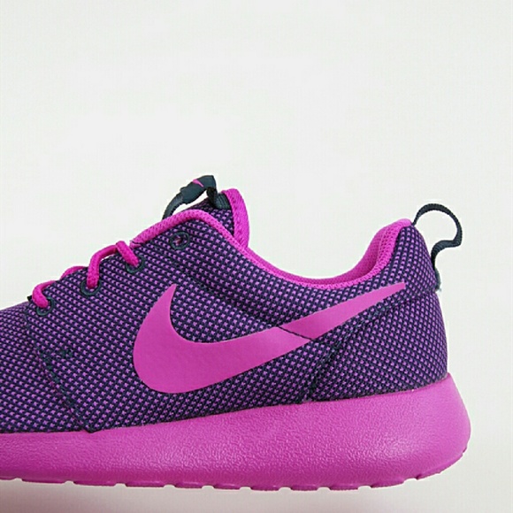 NIKE ROSHE RUN PINK PURPLE - Picture 3 of 4