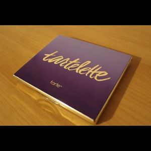 Tarte Tartelette palatte