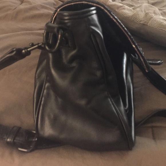 Simply Vera black crossbody bag - Picture 3 of 4