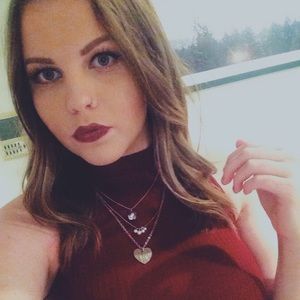 Meet your Posher, Kaitlin