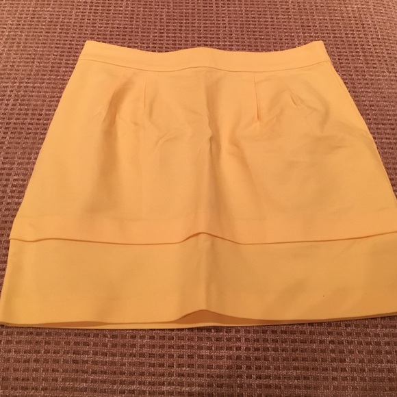 Forever 21 bright yellow skirt