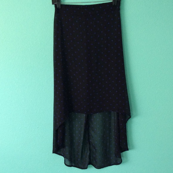 High-low Poke a dot skirt