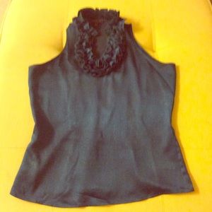 Ruffles Collar Sleeveless Top
