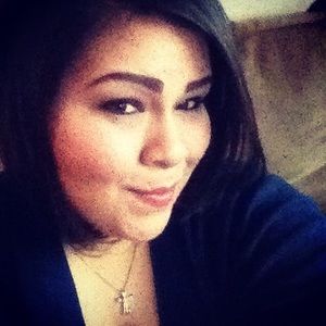 Meet your Posher, Becca