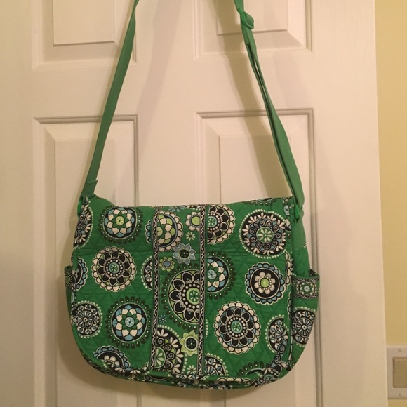 Vera Bradley messenger bag EUC