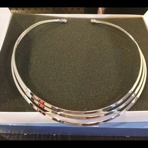 SOLD! Lia Sophia collar necklace