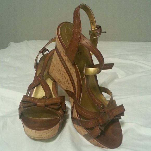 Heels - Picture 1 of 1