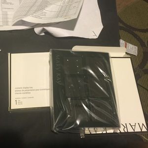 Cosmetic display trays