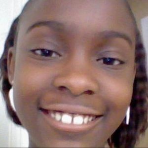 Meet your Posher, Selena