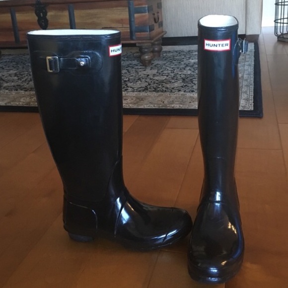 Authentic Hunter tall glossy black rain boots