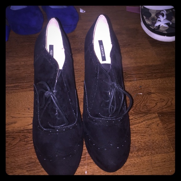 Forever 21 suede booties