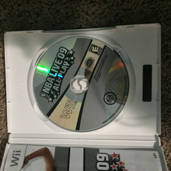 NBA LIVE 09 ALL-PLAY GAME - Picture 2 of 2