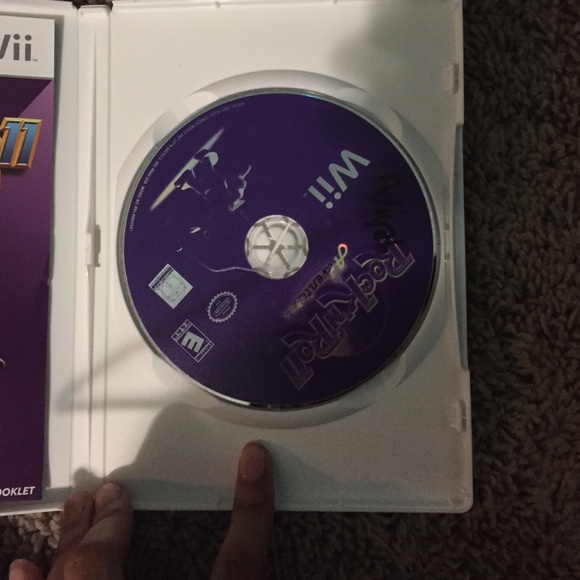 ROCK N ROLL ADVENTURES GAME - Picture 2 of 2