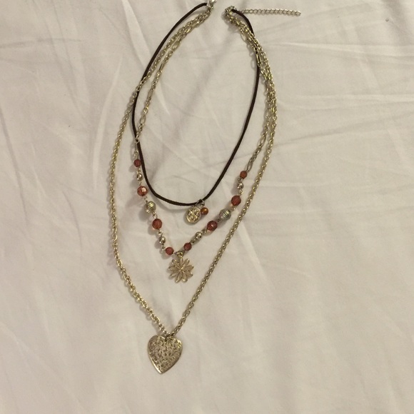 Stacked necklace-sold in bundle - Picture 1 of 4