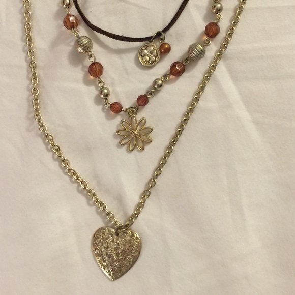 Stacked necklace-sold in bundle - Picture 2 of 4