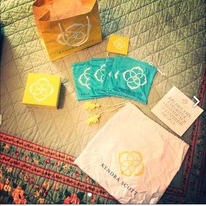 Kendra Scott bags