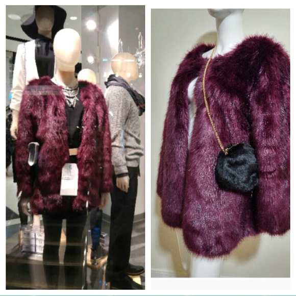Sold - Haute Fur - Picture 1 of 4