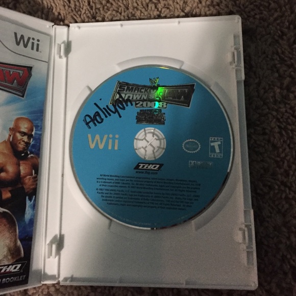 SMACK DOWM VS RAW 2008 GAME - Picture 2 of 2