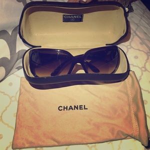 Chanel sunglasses !