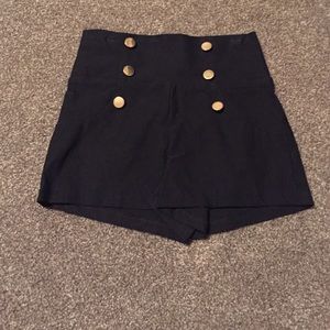 Black sailor short with gold buttons