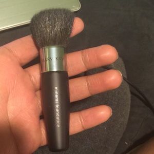 Mary Kay mineral foundation brush