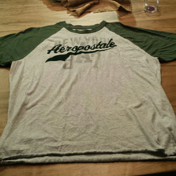 Mens T shirt