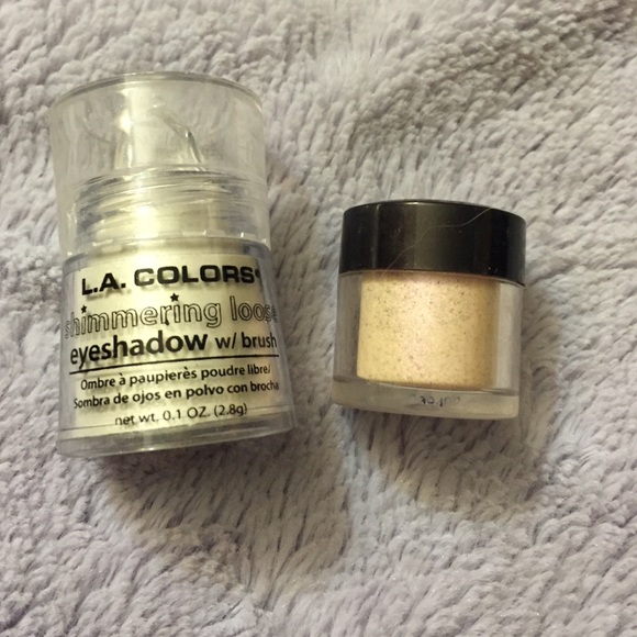 Shimmering eye shadow pigments! ✨ - Picture 1 of 3
