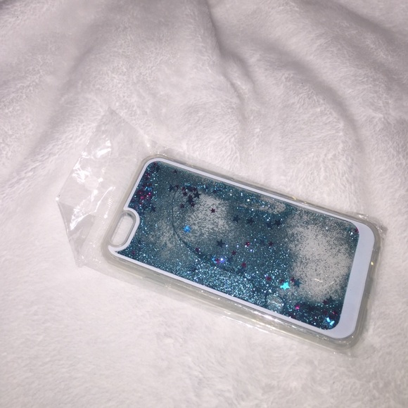 Brandy Melville Other - IPHONE 6 GLITTER CASE