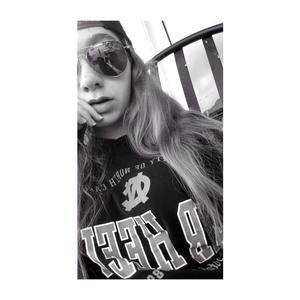 Meet your Posher, Abigail