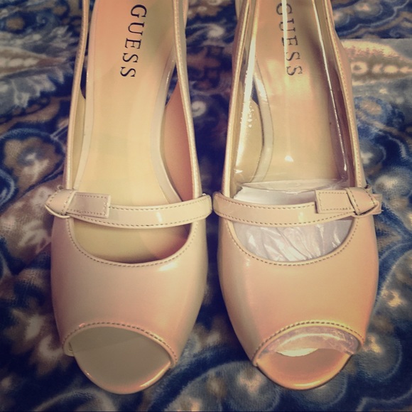 Guess patent leather stiletto with stacked heel