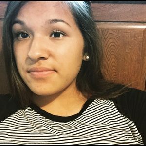 Meet your Posher, Janessa