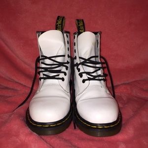 Dr. Marten 1460 White