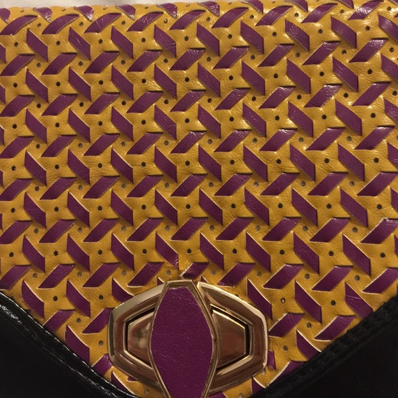 Cute clutch - Picture 4 of 4