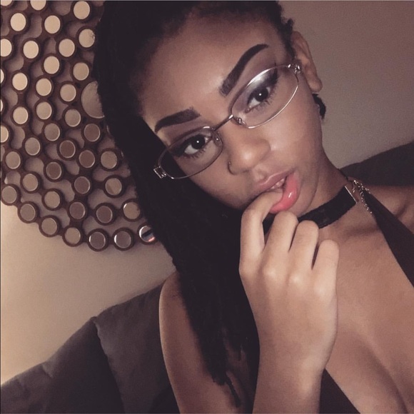 MEET YOU POSHGIRL - Picture 4 of 4