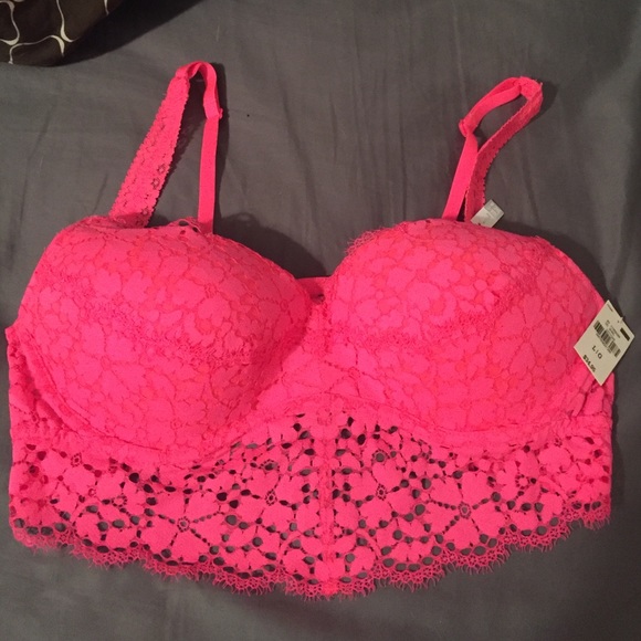 NWT VS bralette