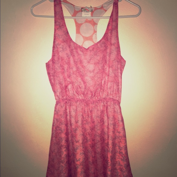 Whimsical Pink Halter Dress with Bow Pattern - Picture 1 of 4