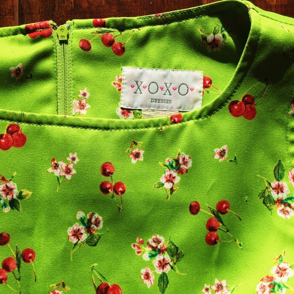 VINTAGE 2000s XOXO CHERRY PARTY DRESS - Picture 3 of 4