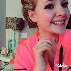Meet your Posher, Haylee