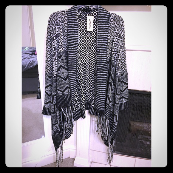 Forever 21 Black & White Fringe Cardigan