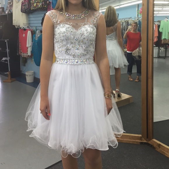 Prom/homecoming dress - Picture 3 of 4