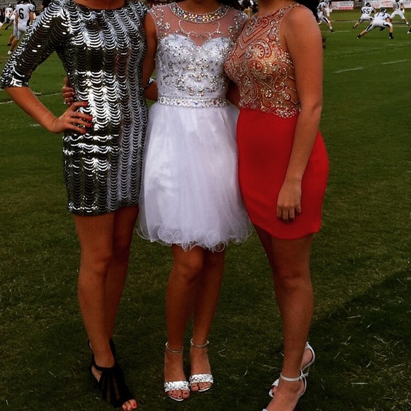 Prom/homecoming dress - Picture 4 of 4