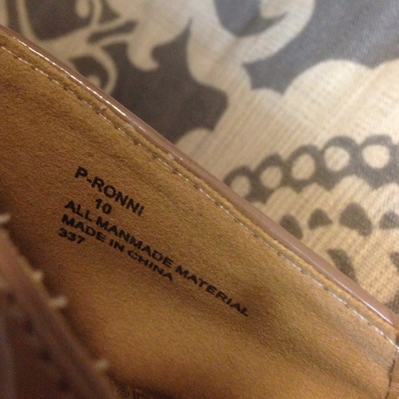 Size 10 'the perfect nude' heels. - Picture 4 of 4