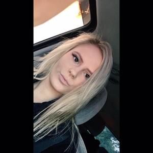 Meet your Posher, Alyssa